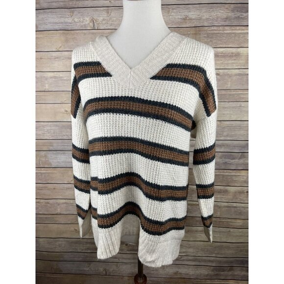American Eagle XS Oversized Pullover Sweater Lightweight Striped V Neck Soft - Picture 1 of 9
